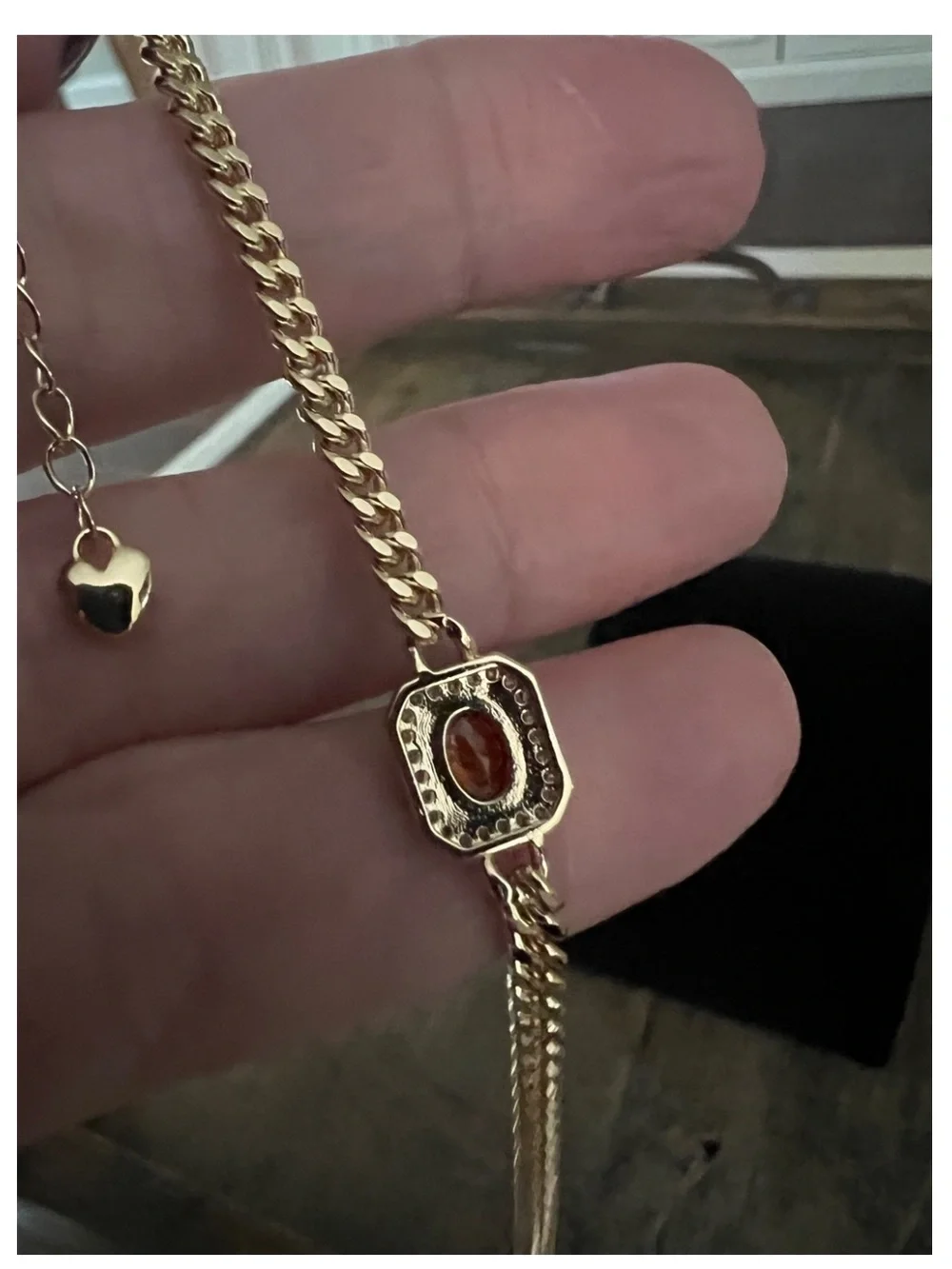 847. NWT PRETTY BIRD Tarnish-Proof Red Stone Cuban Bracelet in Gold 8.5”